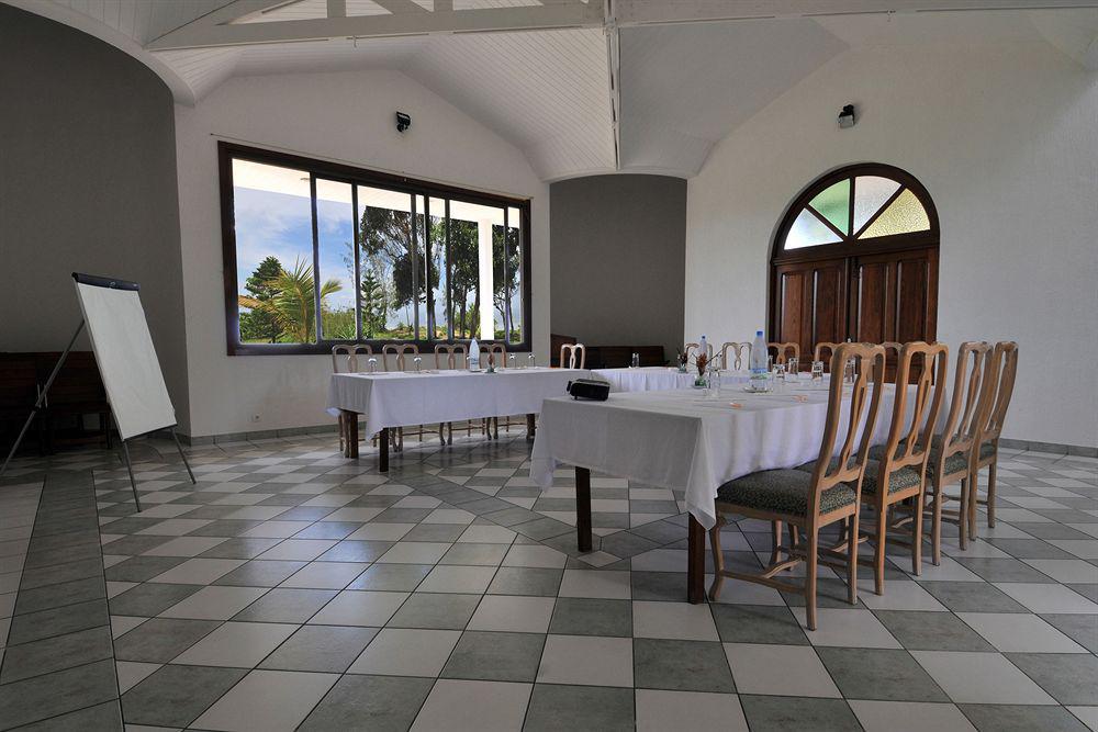 Escapade Island Resort Noumea Exterior photo